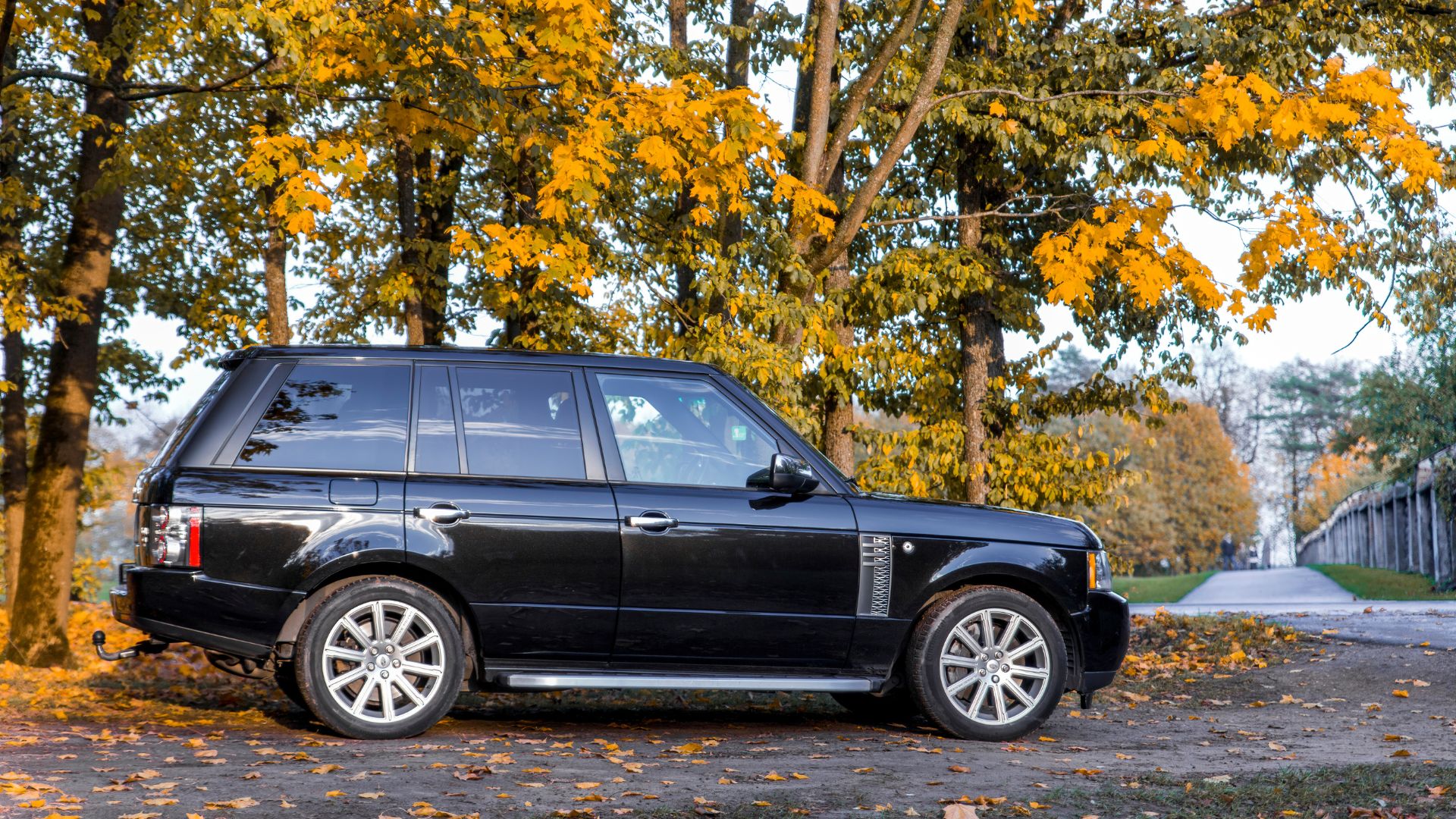 Contact Our California Range Rover Lemon Law Lawyers Today