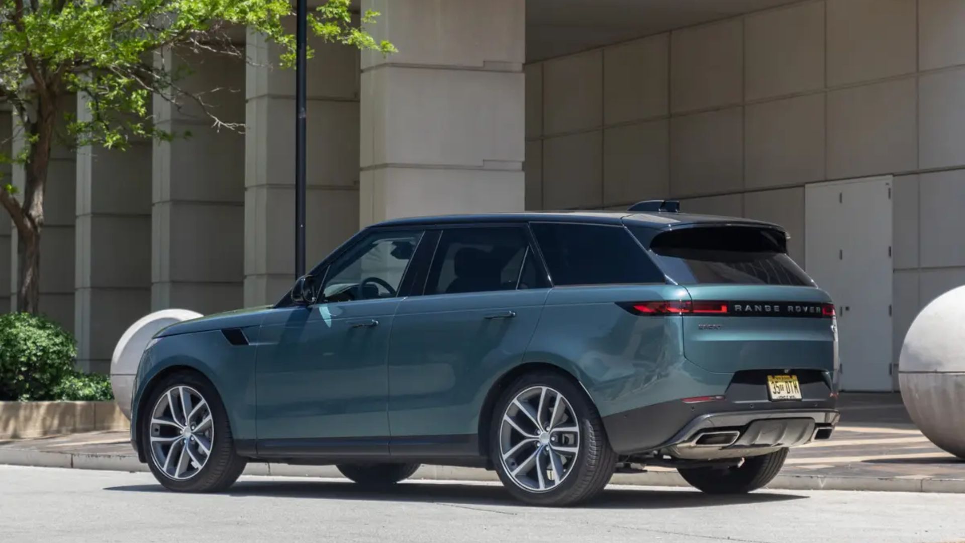 Speak With A California Range Rover Sport Lemon Law Lawyer At America's Lemon Lawyer Today