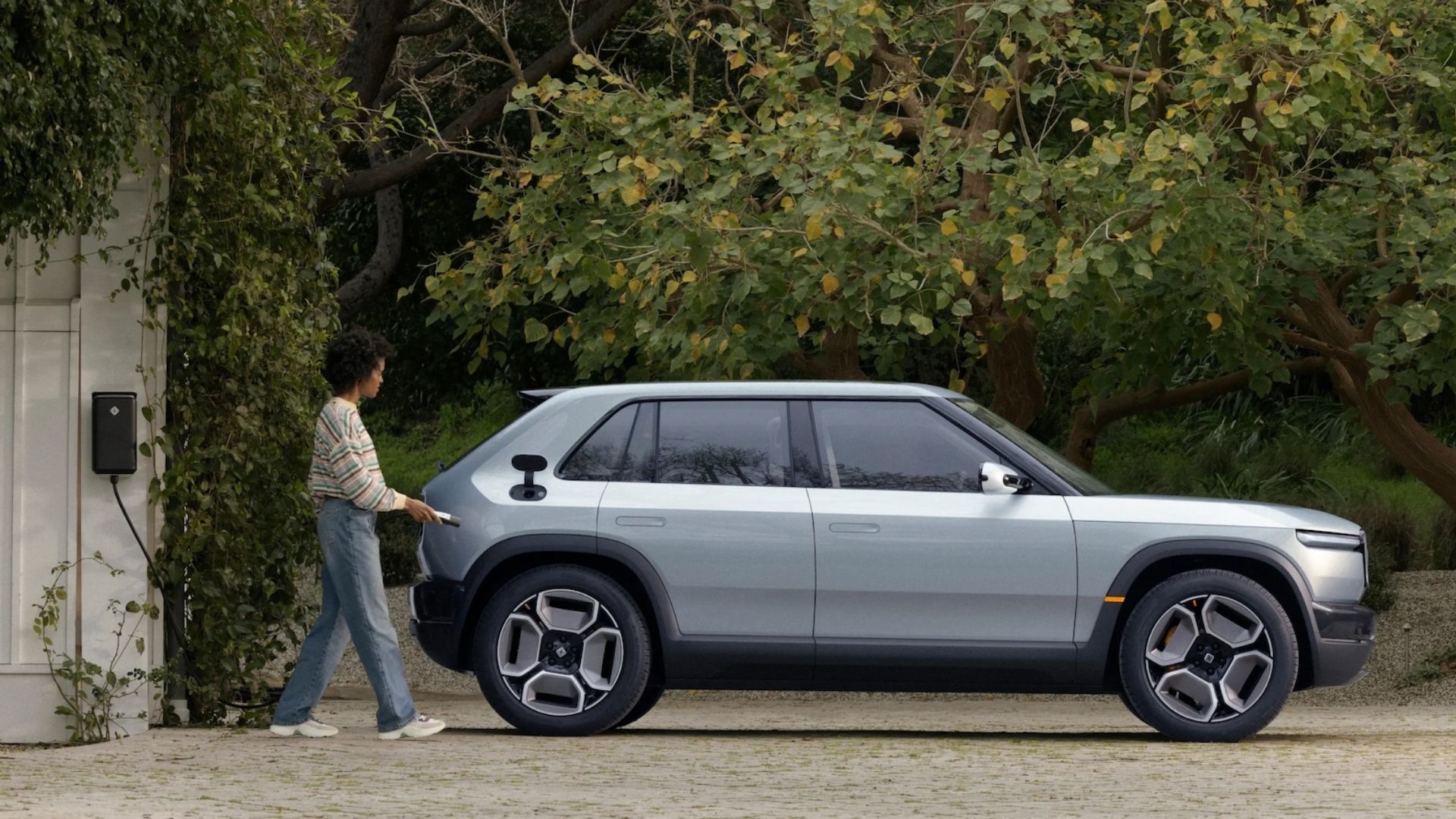 Contact Rivian R3 Lemon Law Lawyers In California Today